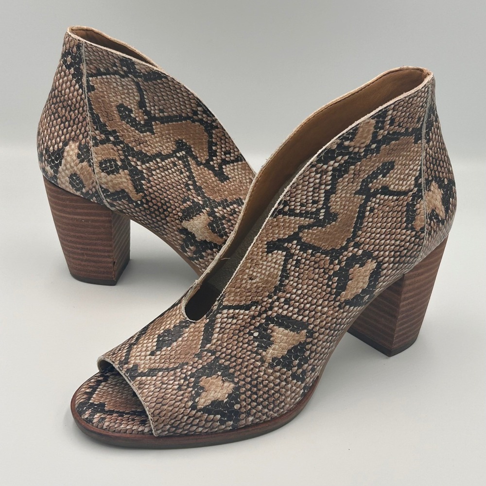 Lucky Brand Snakeskin Peep Toe Ankle Booties‎ Block Heel Leather Womens 6.5